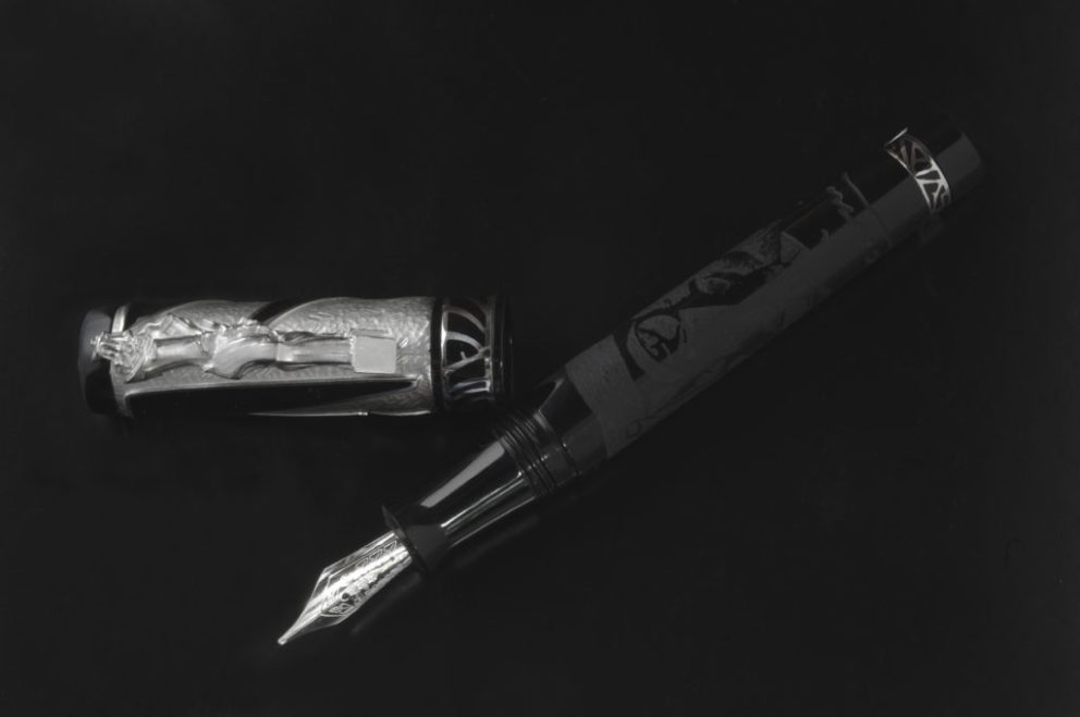 Stilografica 1916 Boccioni su bozzetto originale ispirato alle opere futuriste del maestro, incisioni su Nero di Marte.